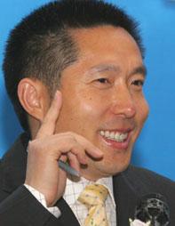 中央電視臺廣告經濟信息中心主任、經濟頻道總監(jiān)郭振璽