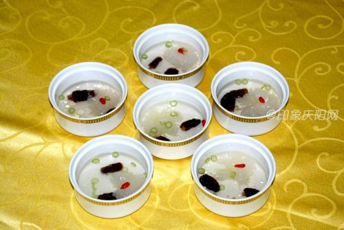 補(bǔ)腎壯陽(yáng)、壯腰益精的慶陽(yáng)子午菌牛髓湯