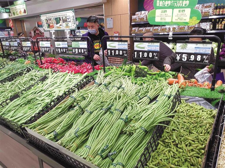 生活必需品供應(yīng)充足 價格平穩(wěn)  蘭州市庫存蔬菜超2萬噸