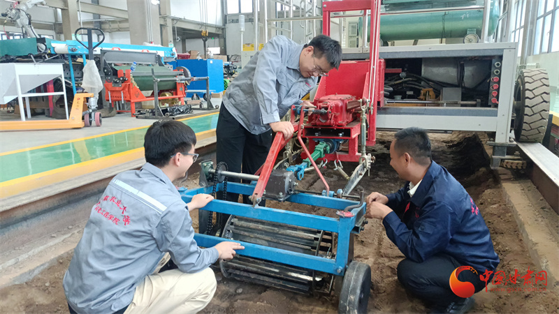 甘農(nóng)大青年科研人劉小龍：把農(nóng)機“造到農(nóng)民心坎上”
